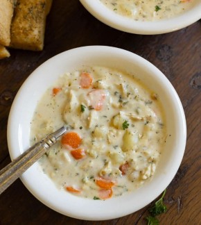 Классический сливочный куриный суп: простая густая похибка бульона и знакомых вкусов