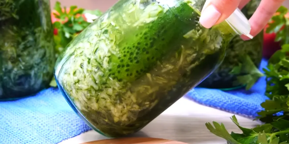 Секреты хрустящих огурцов на зиму: приготовление без уксуса