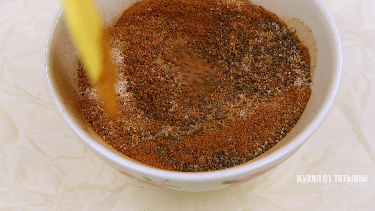 Мягкие творожные булочки без дрожжей с корицей: оставят аромат в вашем доме