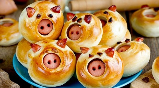 Каждый день с улыбкой: юмор из булочных и пиццерий