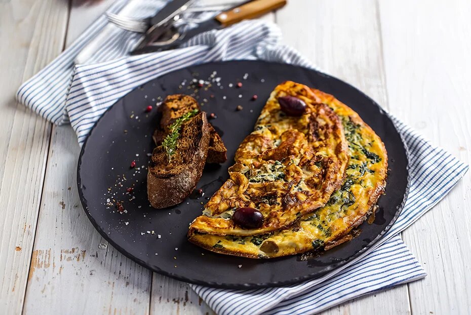 Греческий омлет со шпинатом: вкус, который вдохновляет