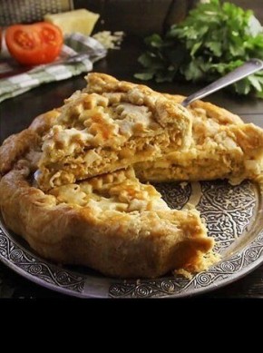 Пирог с рыбными консервами