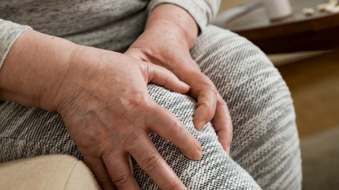 Как контролировать мочевую кислоту: простые советы для пожилых