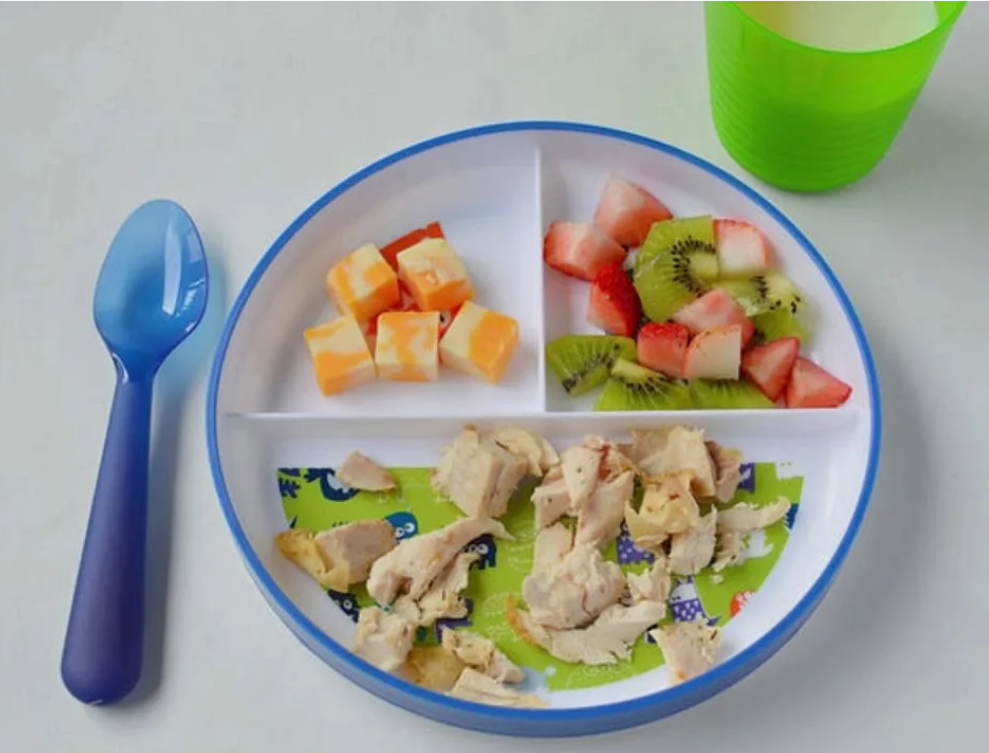 Как правильно определить размер порции для ребенка: советы от педиатра