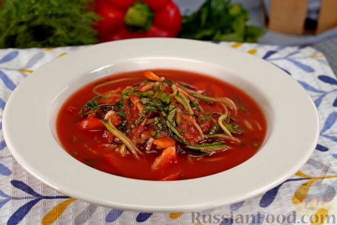 Летние ароматы: восхитительные холодные супы на каждый день