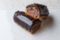 Шоколадные эклеры
