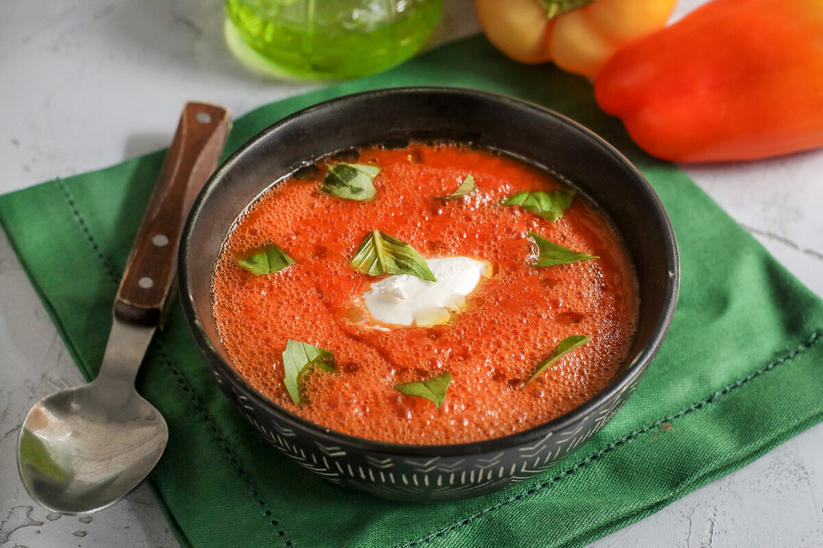 Наслаждайтесь освежающим гаспачо: простой рецепт на лето