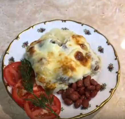 Невероятная запеканка с фрикадельками: пошаговый рецепт