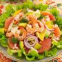 Праздничный салат с тигровыми креветками и цитрусовыми нотками