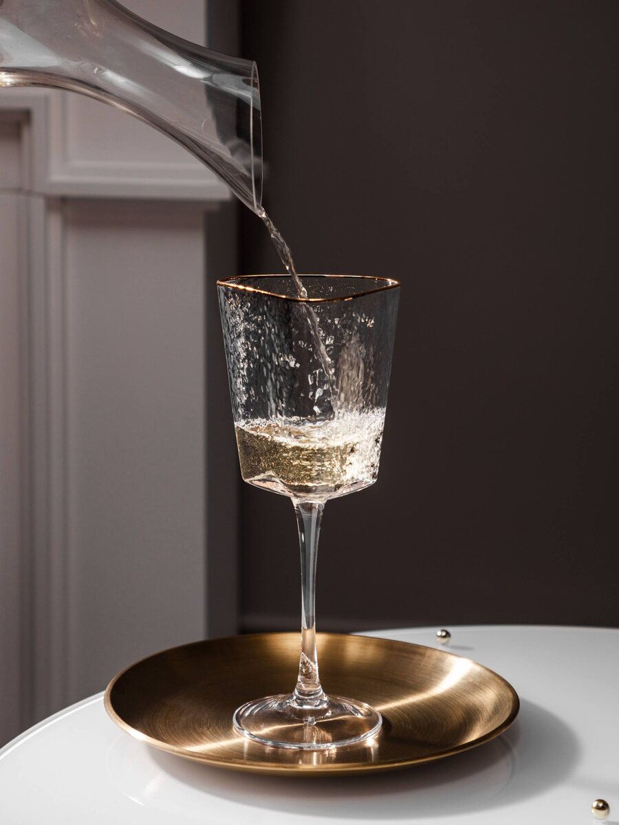 Новые коллекции стеклянной посуды от Arti?M: роскошь и универсальность на любой сезон