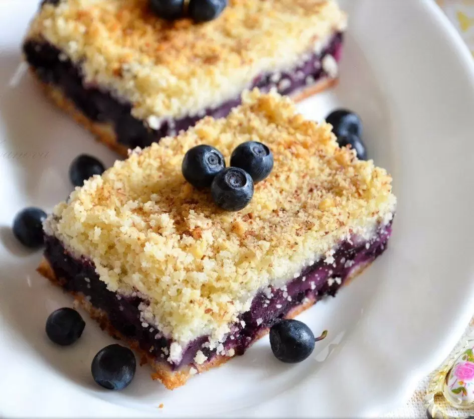 Пирог с ягодами, который перенесет в лето