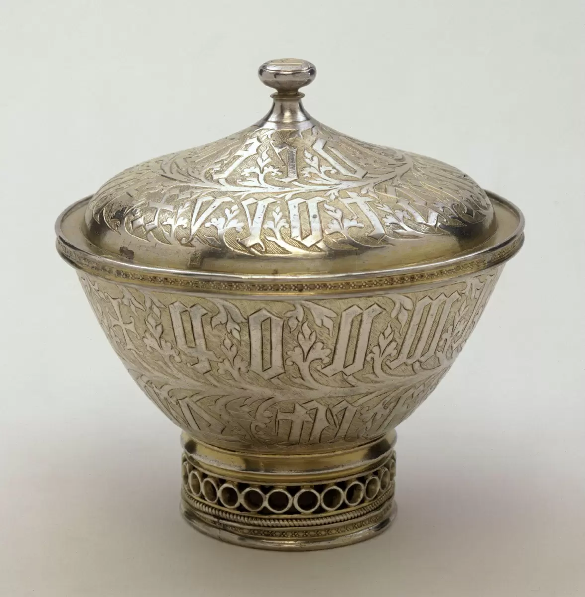 Чаша Стадли — память общины, проданная ради спасения крыши