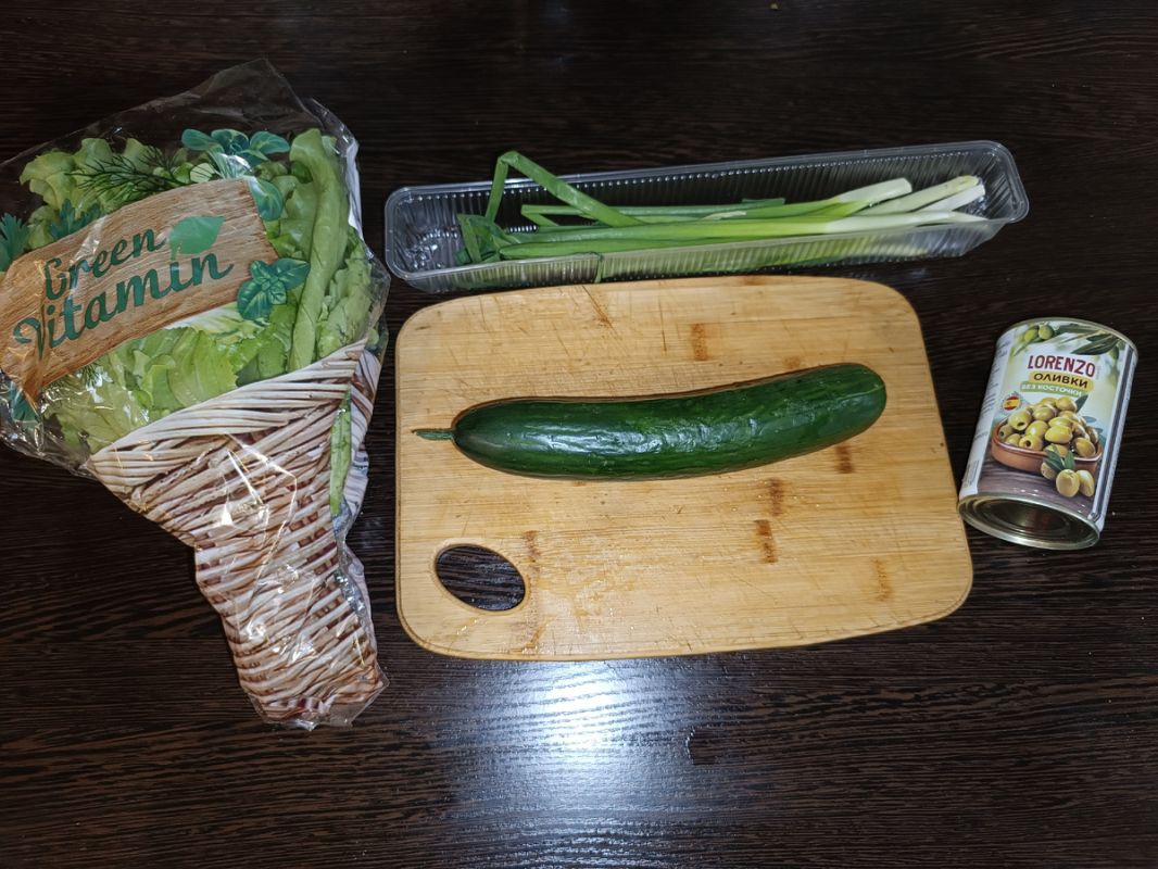 Салат из оливок всего за 5 минут: быстро и вкусно