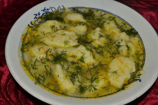 Вдохновляющий овощной суп с галушками