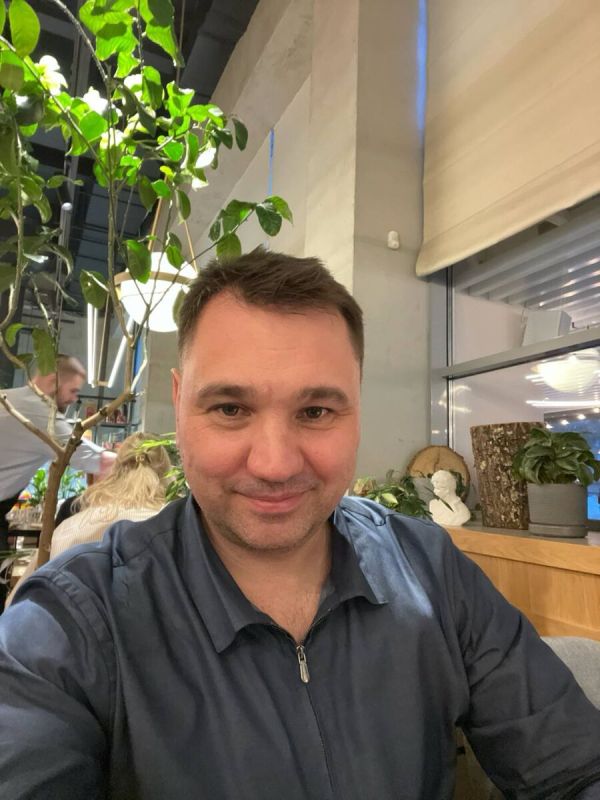 Как сохранить контроль во время новогодних праздников: секреты борьбы с перееданием